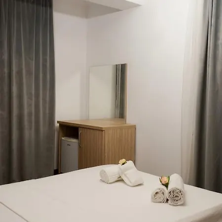 Italia Boutique Hotel