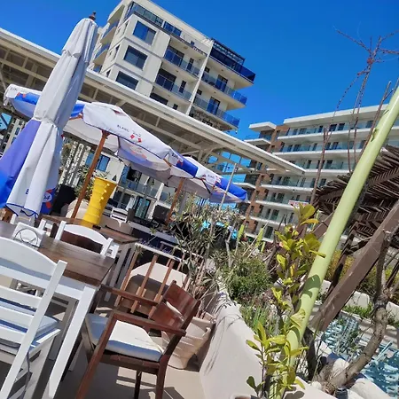 Italia Boutique Hotel 3*